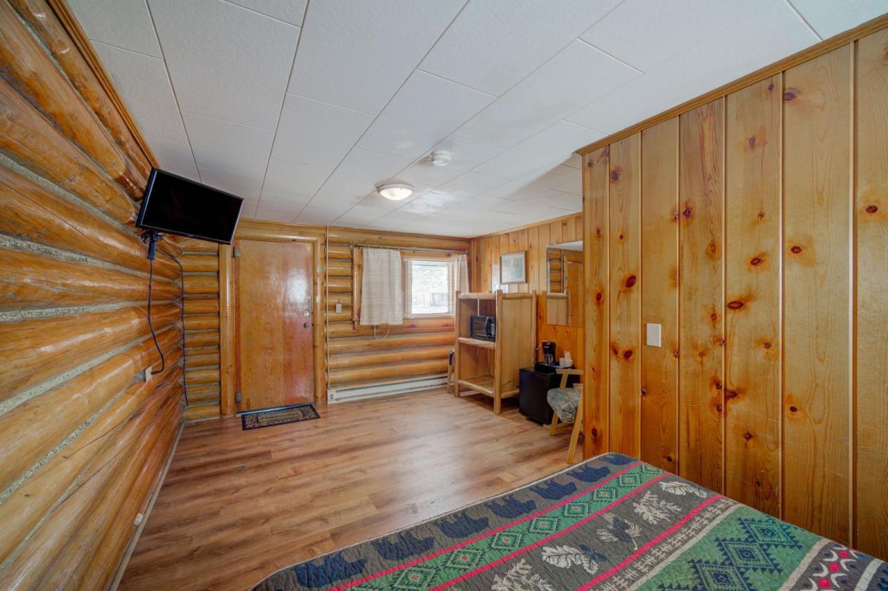 Sportsman'S Lodge Эннис Экстерьер фото