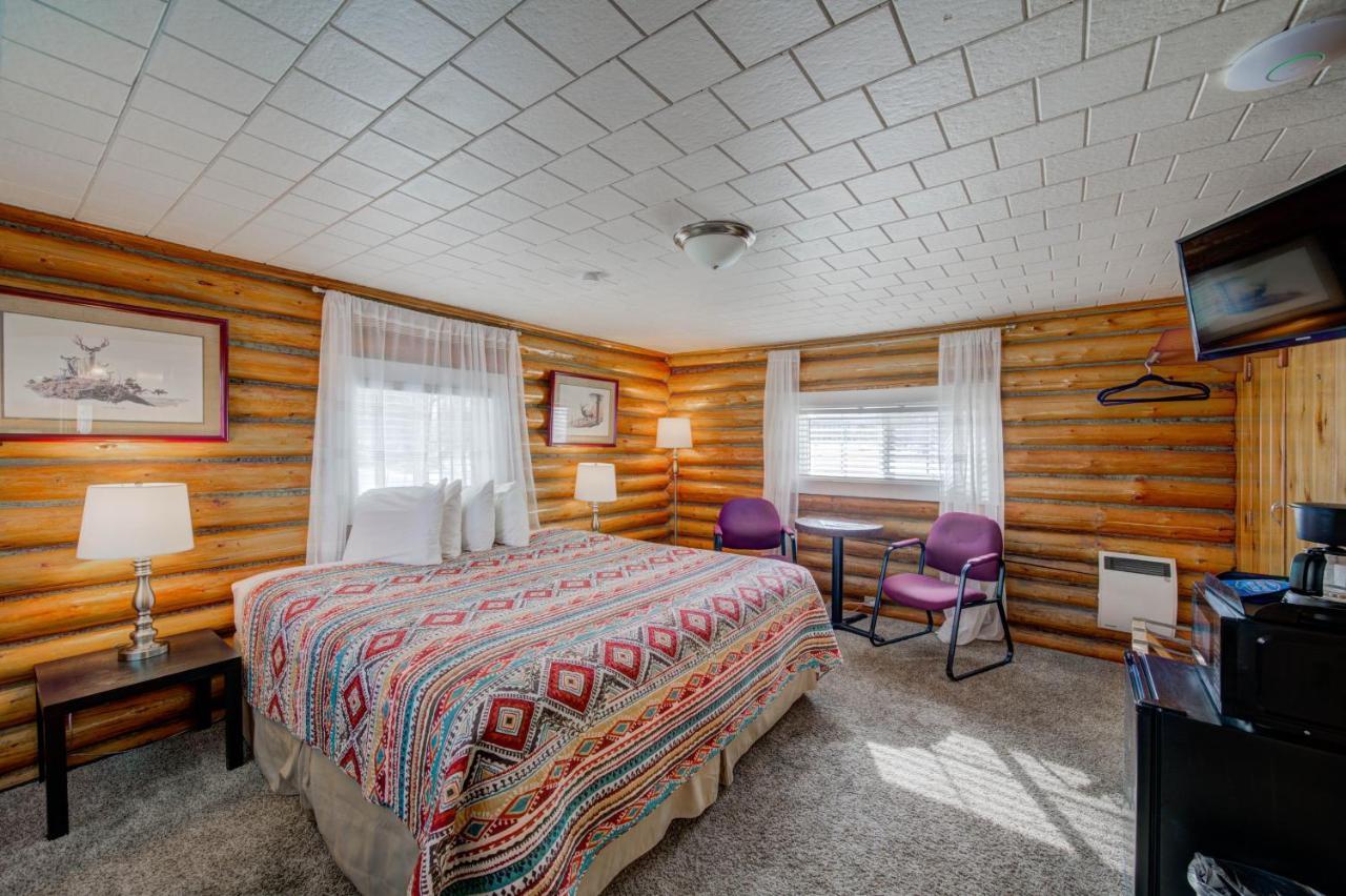 Sportsman'S Lodge Эннис Экстерьер фото