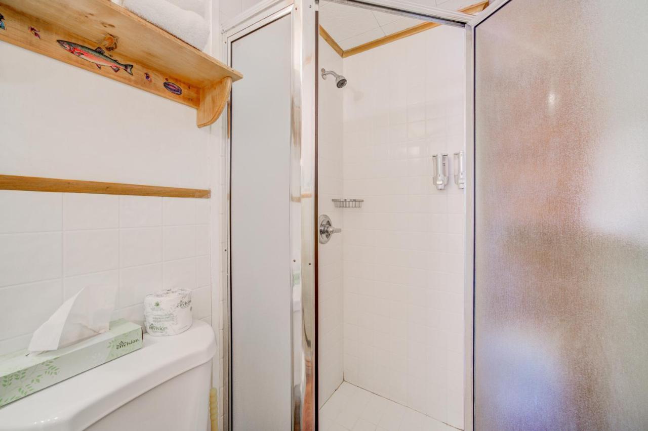 Sportsman'S Lodge Эннис Экстерьер фото