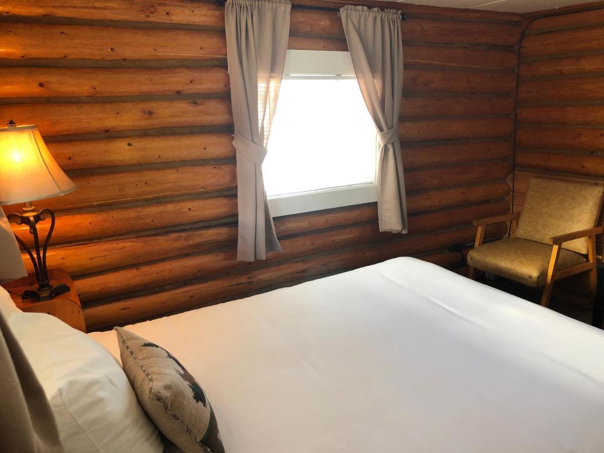 Sportsman'S Lodge Эннис Экстерьер фото