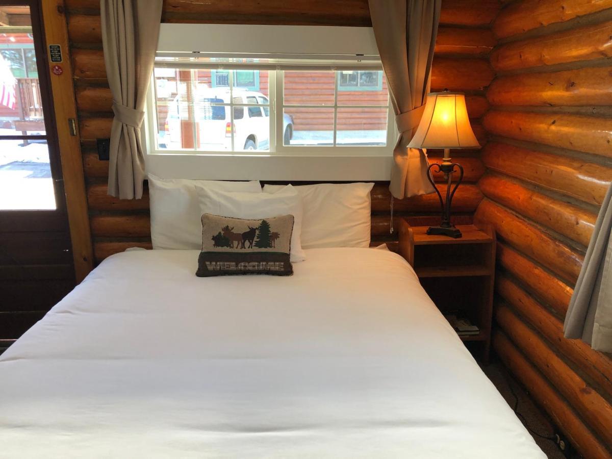 Sportsman'S Lodge Эннис Экстерьер фото