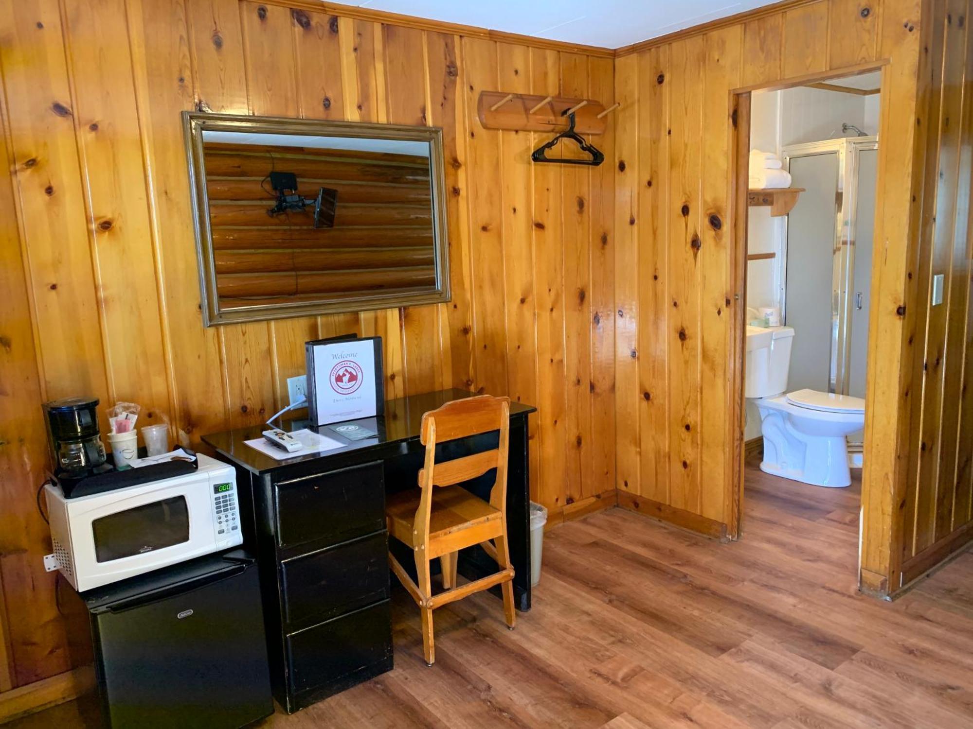 Sportsman'S Lodge Эннис Номер фото
